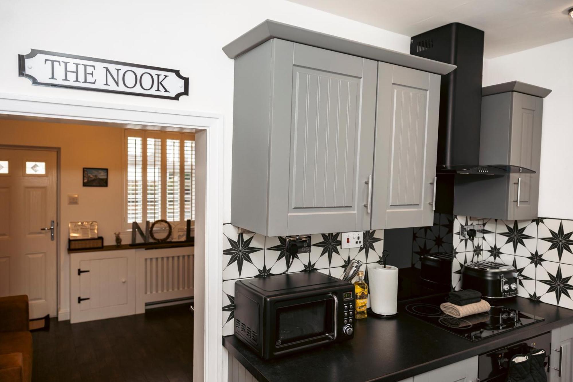 The Nook Cottage, Parkgate, Wirral Holiday home